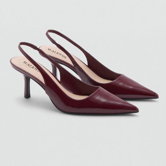 Pointed shoes with Mehroon patent effect